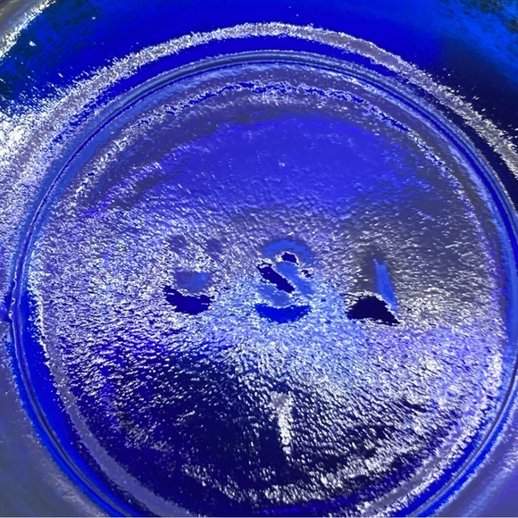 Vintage Cobalt blue honey beehive vase - Picture 5 of 9